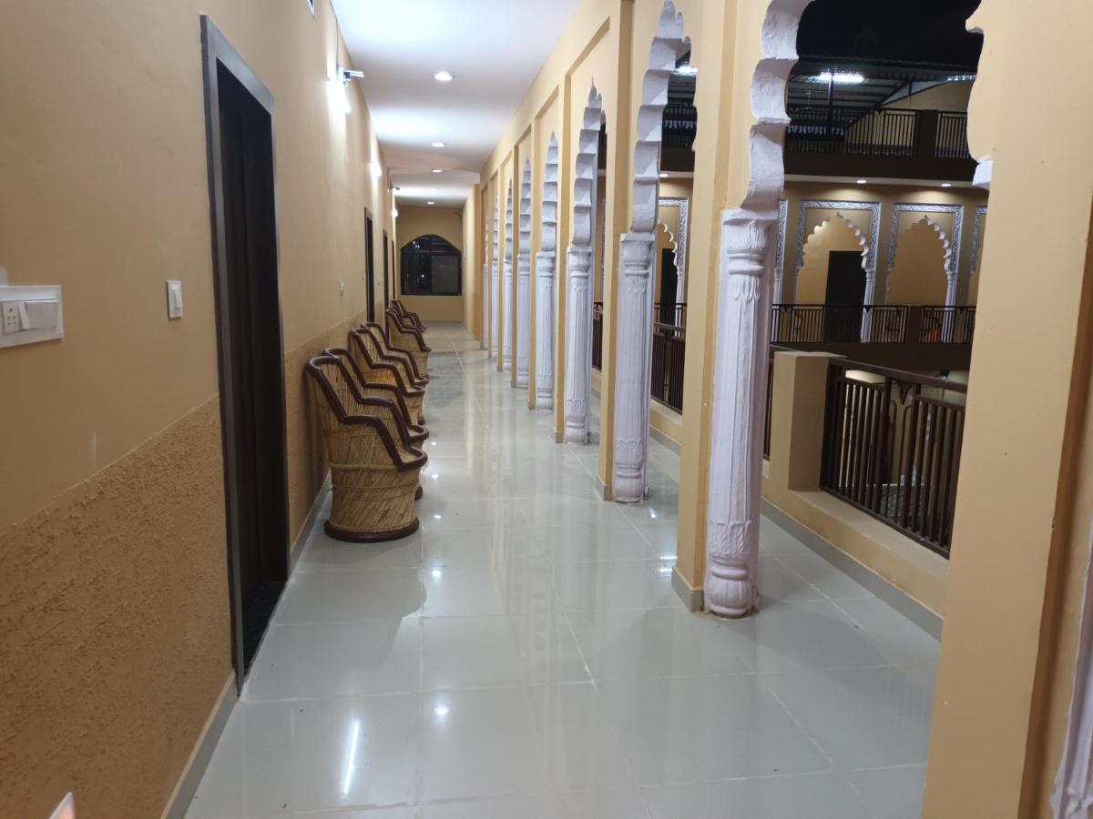 L S Haveli Hotel Pushkar Luaran gambar