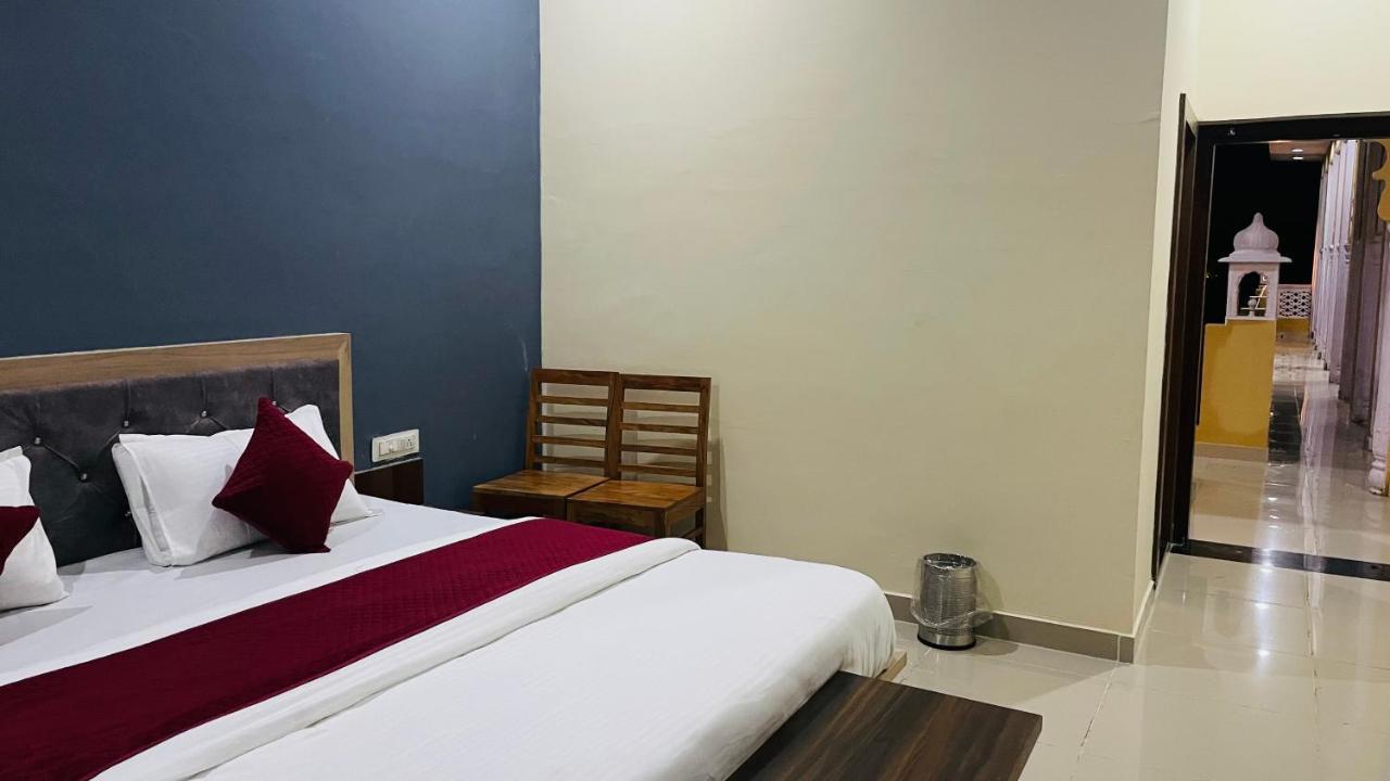 L S Haveli Hotel Pushkar Luaran gambar