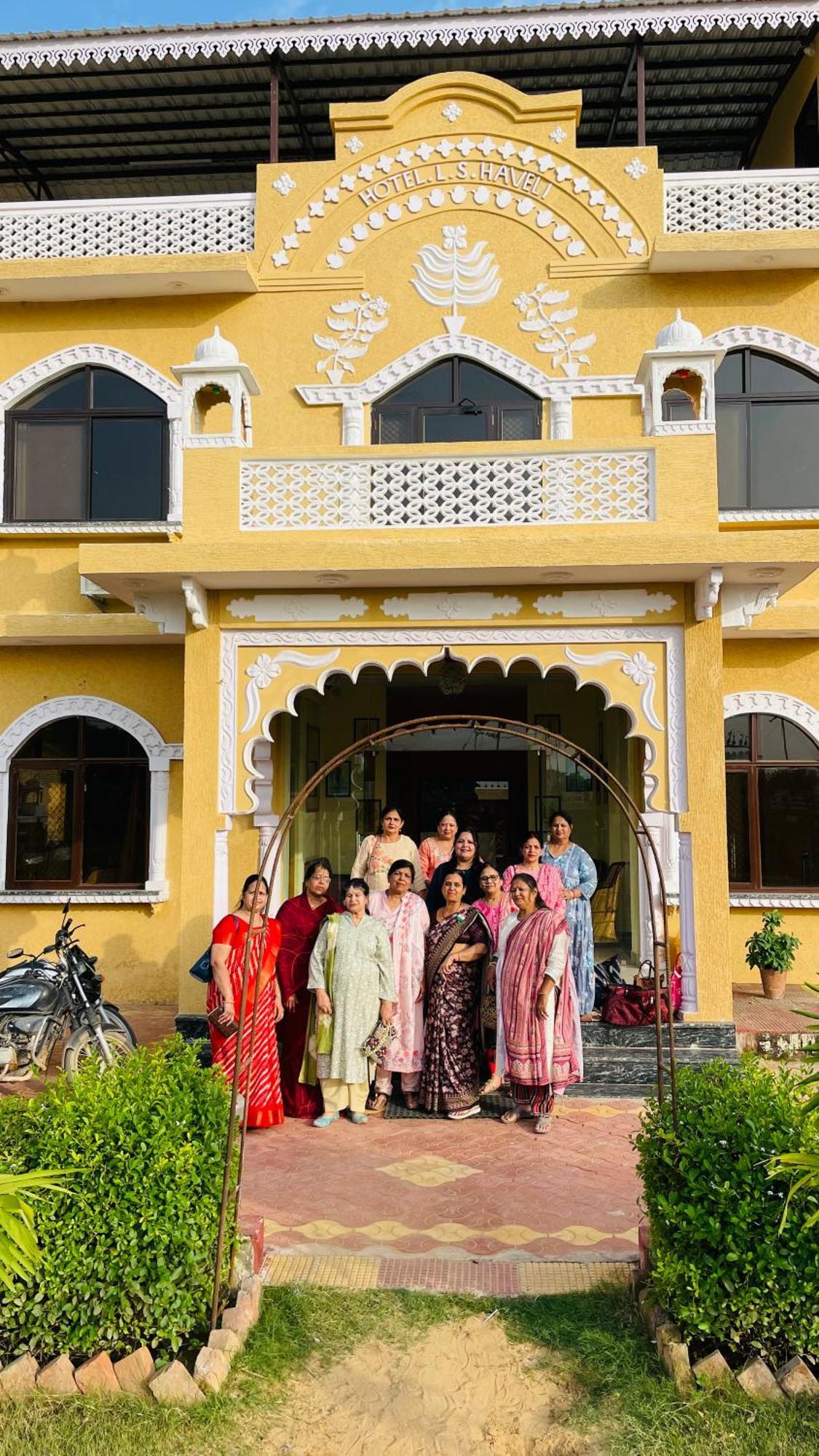 L S Haveli Hotel Pushkar Luaran gambar